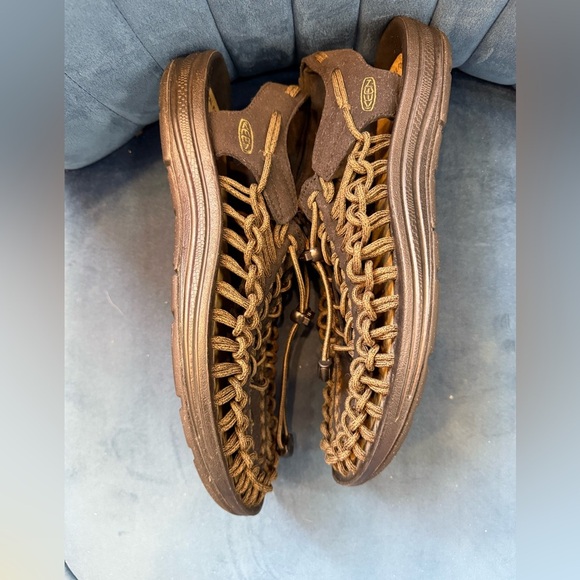 KEEN Uneek Paracord Bungee Sandals Sz 9.5 - Picture 2 of 5